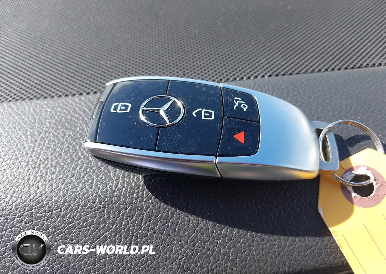 2021 Mercedes-Benz E 350 VIN:W1KZF8DB7MA946473 - 11