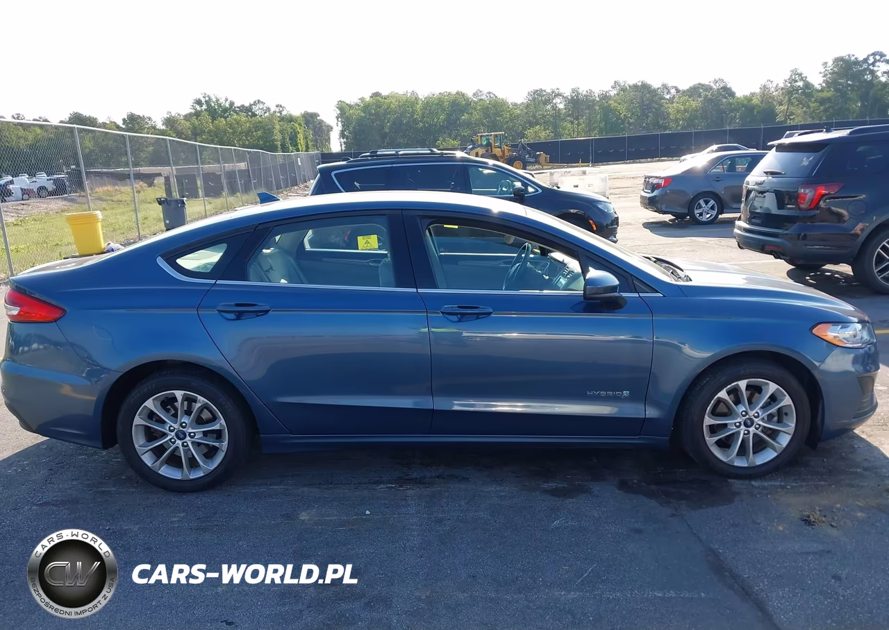 2019 Ford Fusion Hybrid Se VIN:3FA6P0LU7KR217722 - 13