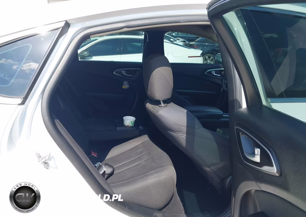 2017 Chrysler 200 Limited VIN:1C3CCCAB3HN512277 - 8
