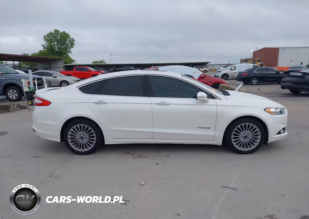 2013 Ford Fusion Hybrid Titanium VIN:3FA6P0RU8DR282010 - 13