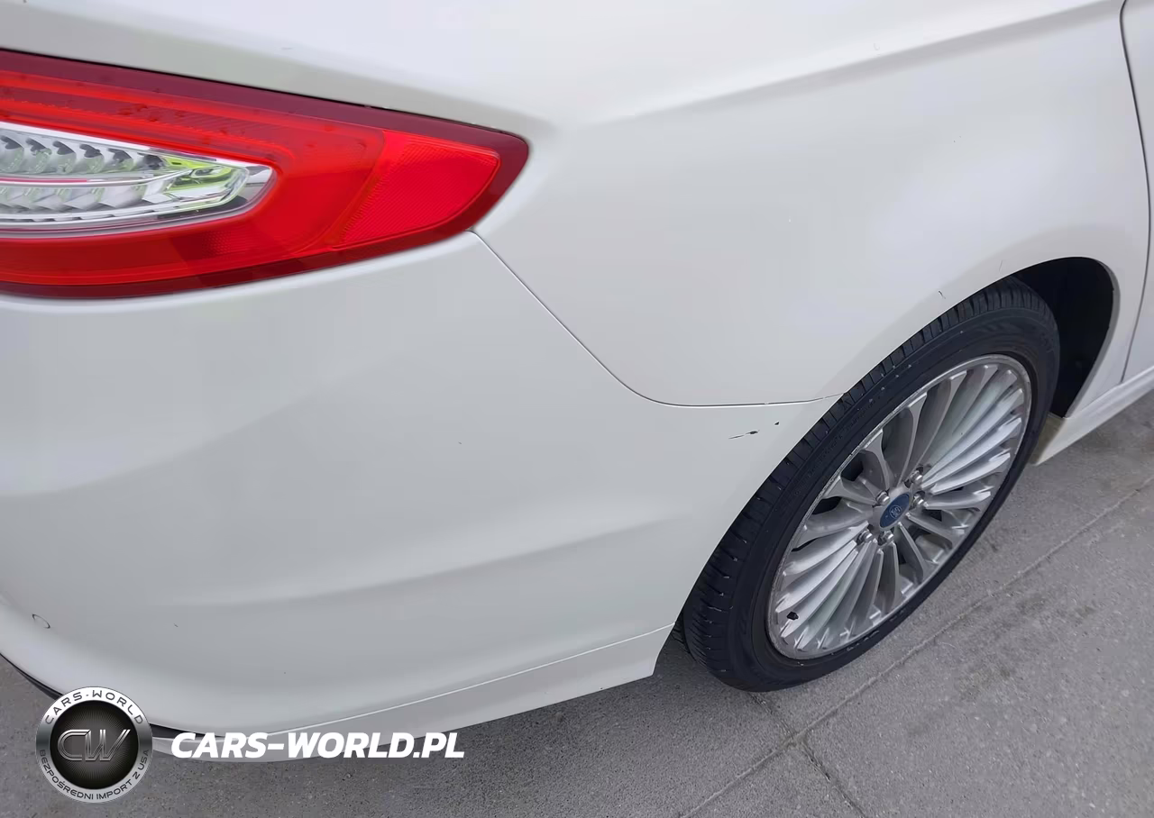 2013 Ford Fusion Hybrid Titanium VIN:3FA6P0RU8DR282010 - 18