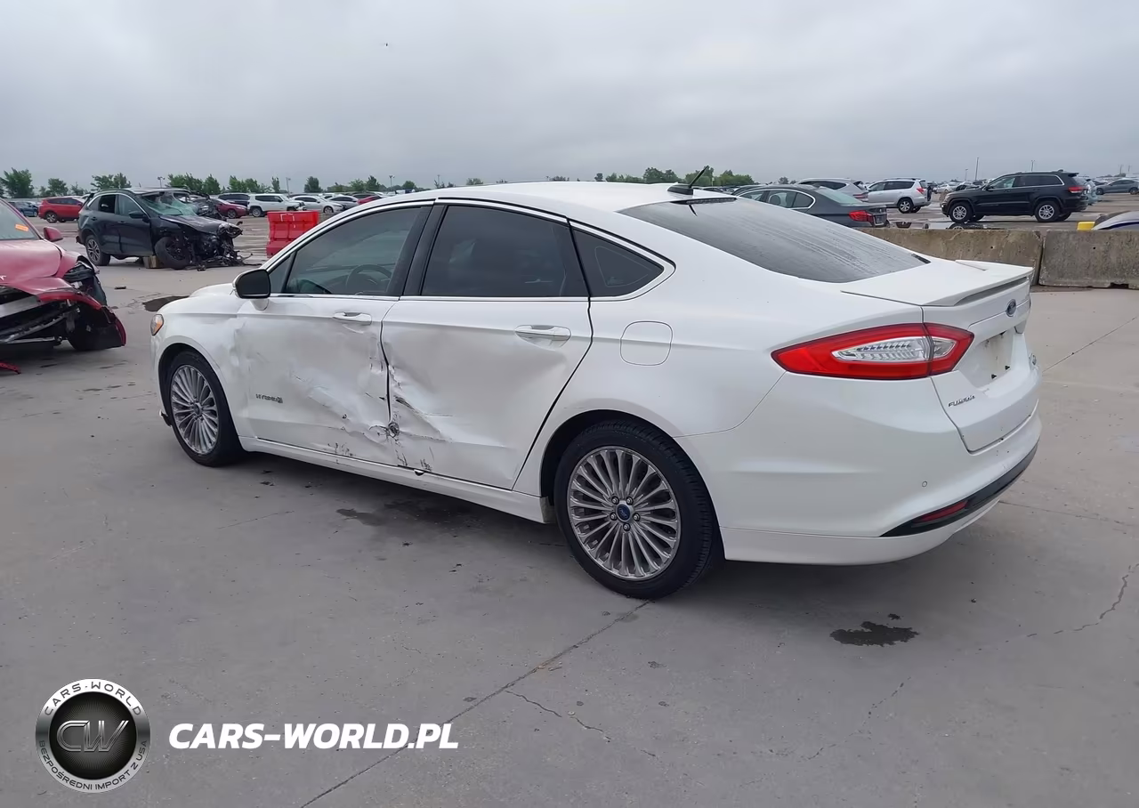 2013 Ford Fusion Hybrid Titanium VIN:3FA6P0RU8DR282010 - 3