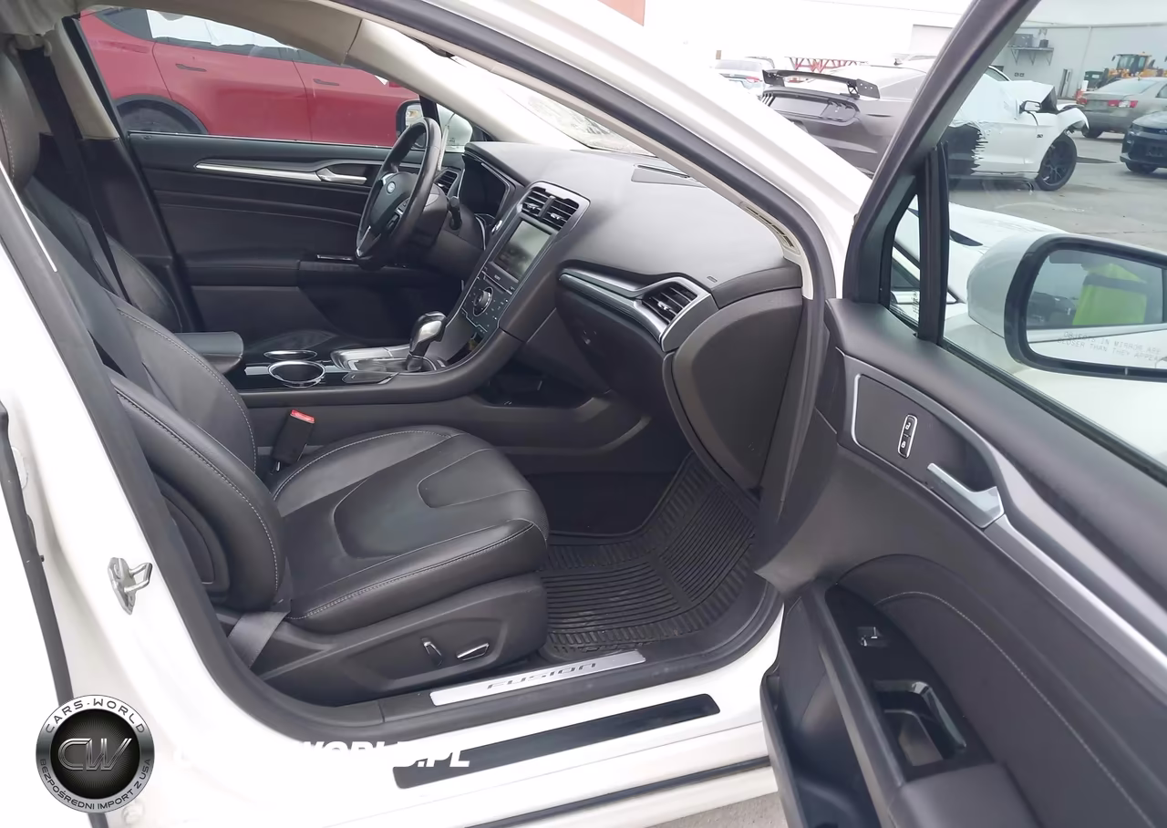 2013 Ford Fusion Hybrid Titanium VIN:3FA6P0RU8DR282010 - 5