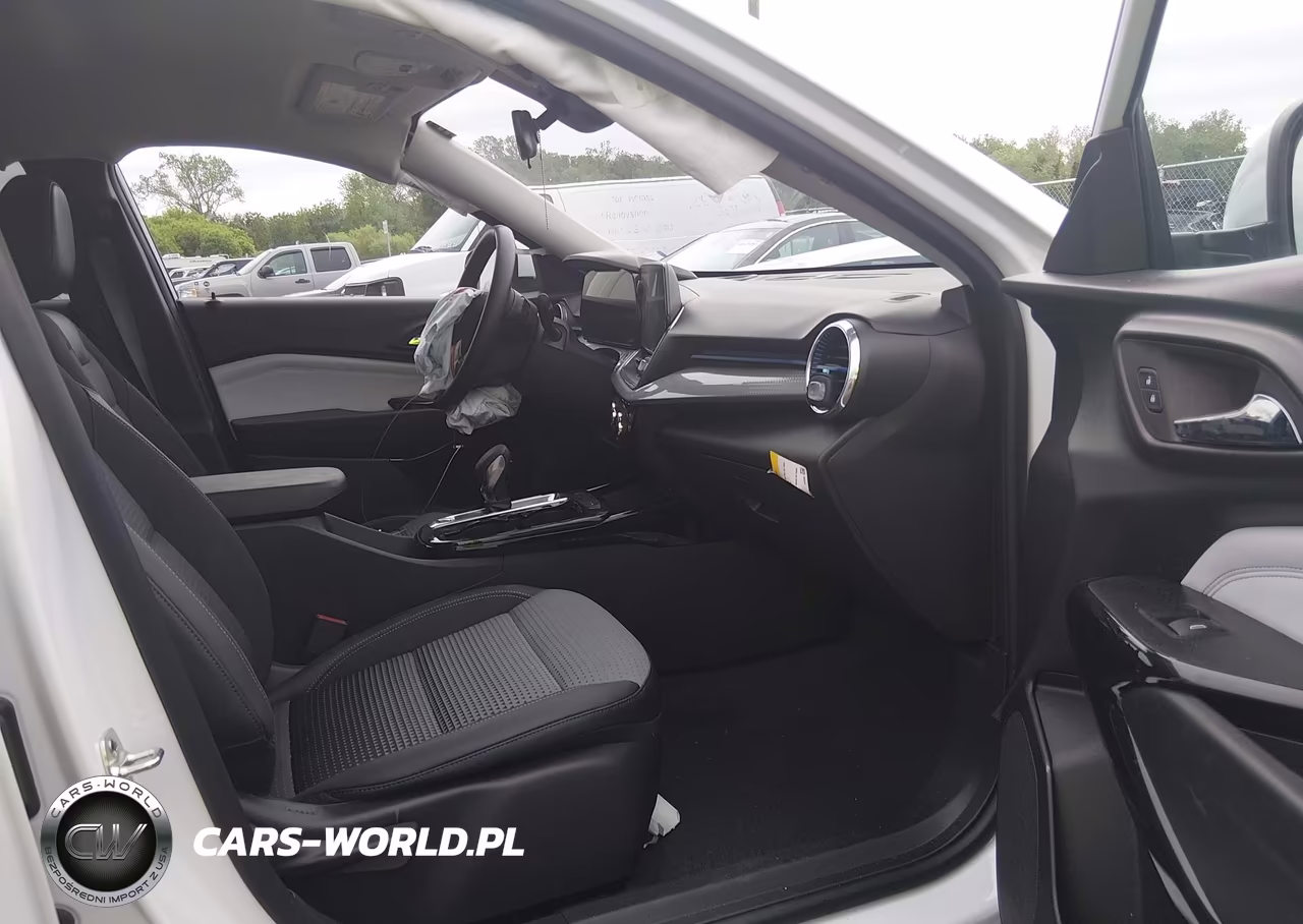 2025 Chevrolet Trax Fwd Lt VIN:KL77LHEP7SC130396 - 5