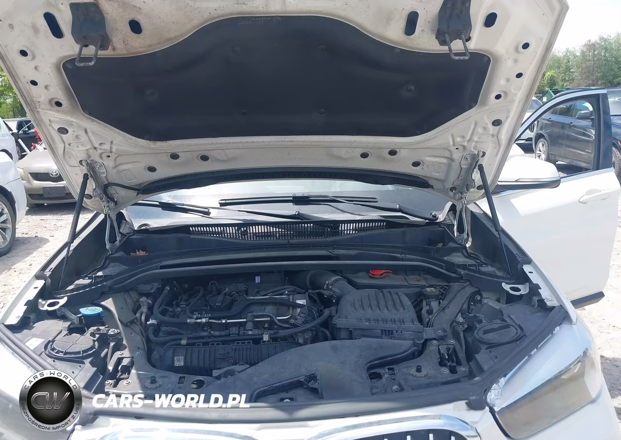 2018 BMW X1 xDrive28I VIN:WBXHT3C3XJ5K29875 - 10