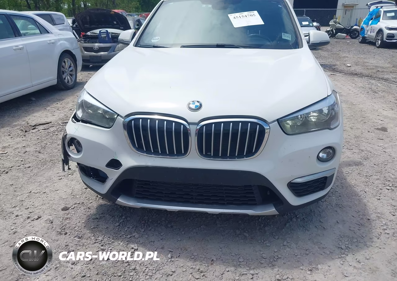 2018 BMW X1 xDrive28I VIN:WBXHT3C3XJ5K29875 - 12