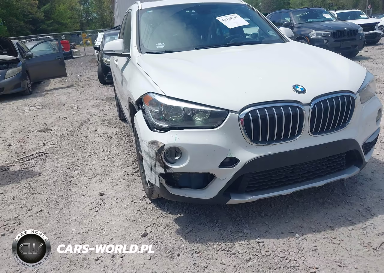 2018 BMW X1 xDrive28I VIN:WBXHT3C3XJ5K29875 - 6