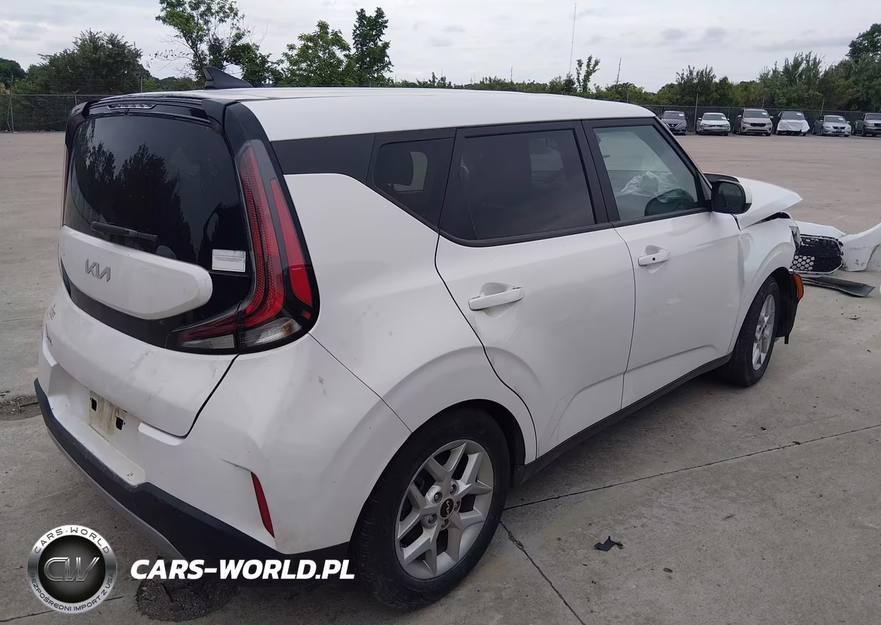 2023 Kia Soul S VIN:KNDJ23AU9P7885639 - 4