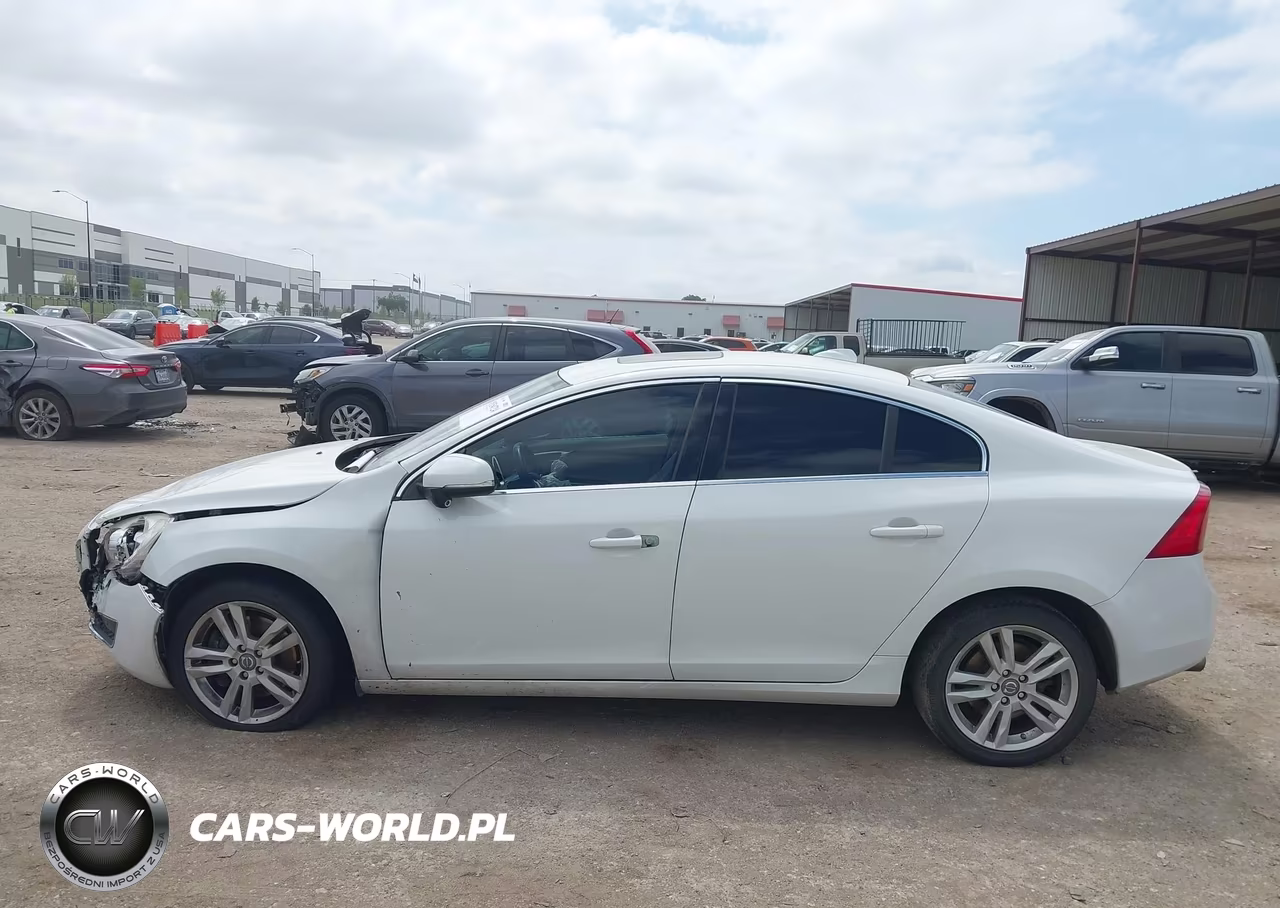 2013 Volvo S60 T5 VIN:YV1612FS0D2218911 - 14