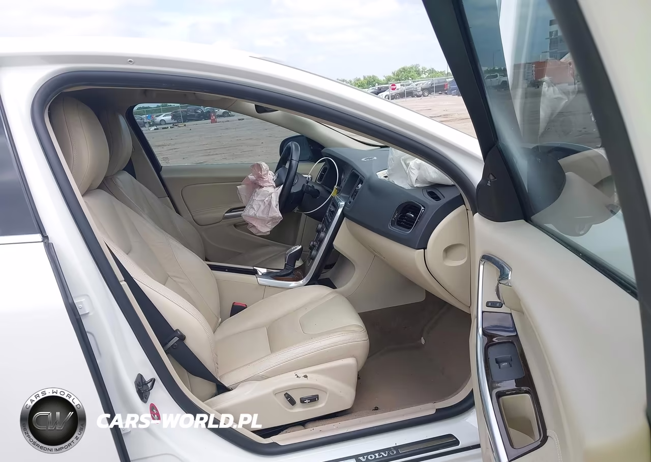 2013 Volvo S60 T5 VIN:YV1612FS0D2218911 - 5
