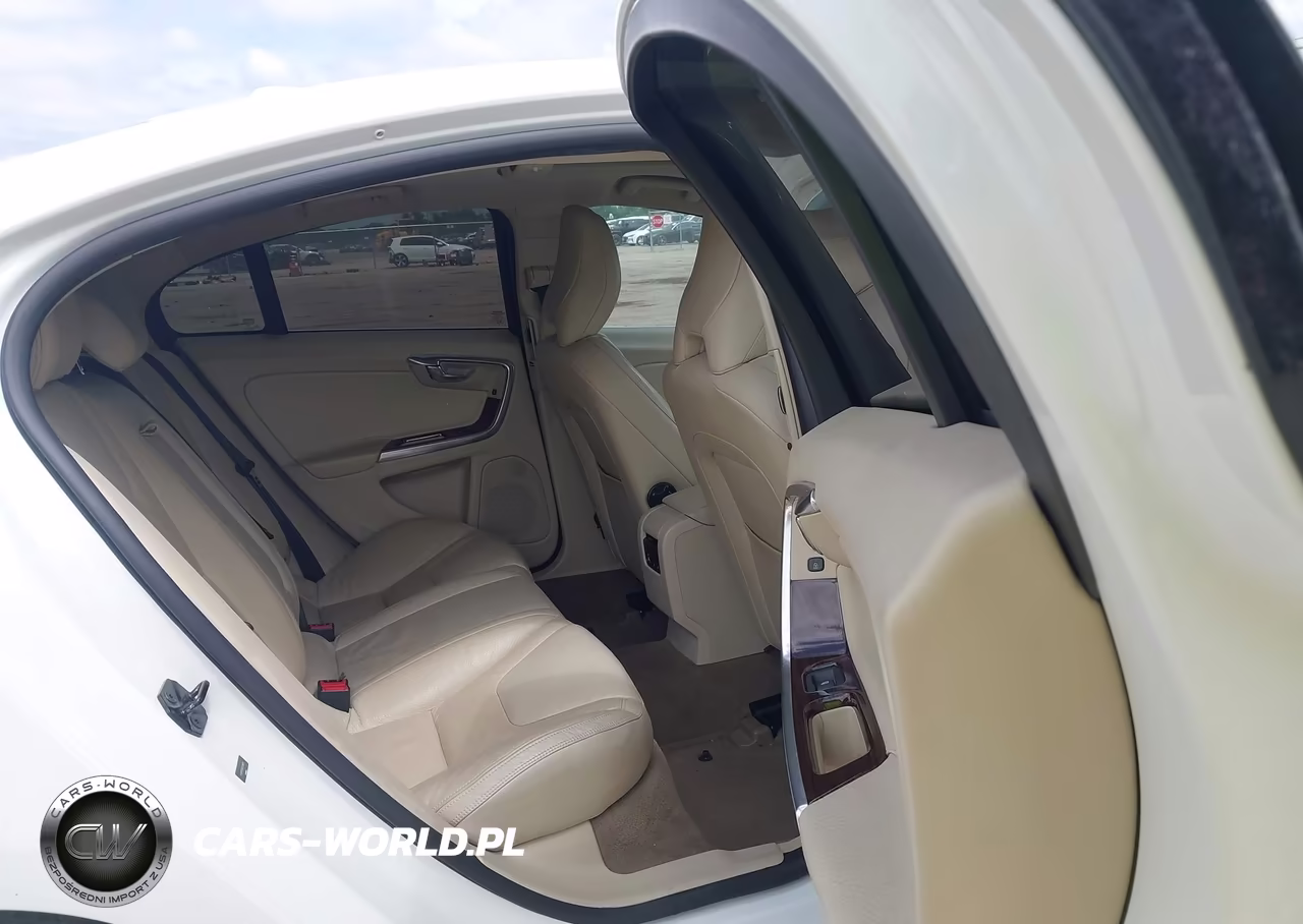 2013 Volvo S60 T5 VIN:YV1612FS0D2218911 - 8