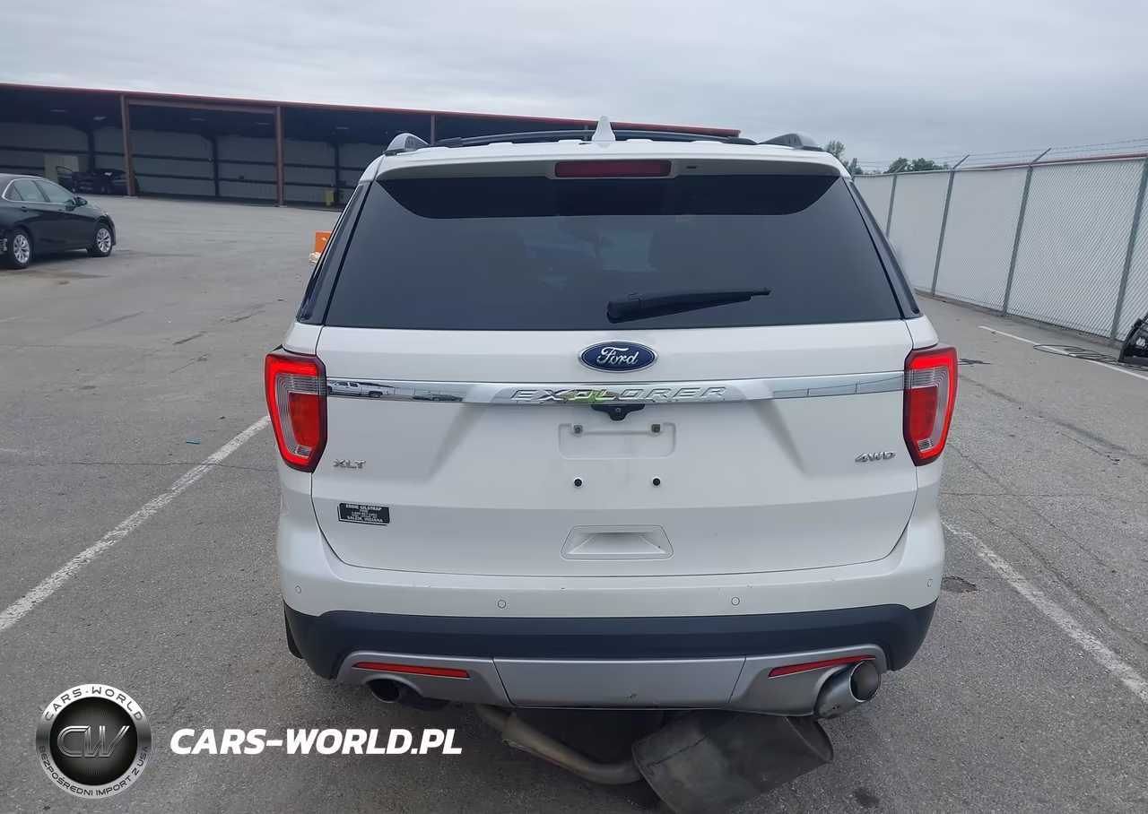 2017 Ford Explorer Xlt VIN:1FM5K8D81HGC65586 - 16
