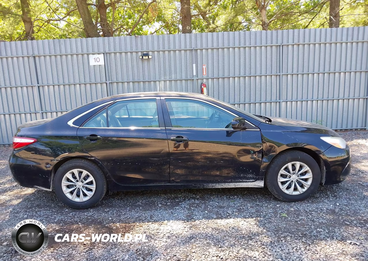 2017 Toyota Camry Le VIN:4T1BF1FKXHU713445 - 13