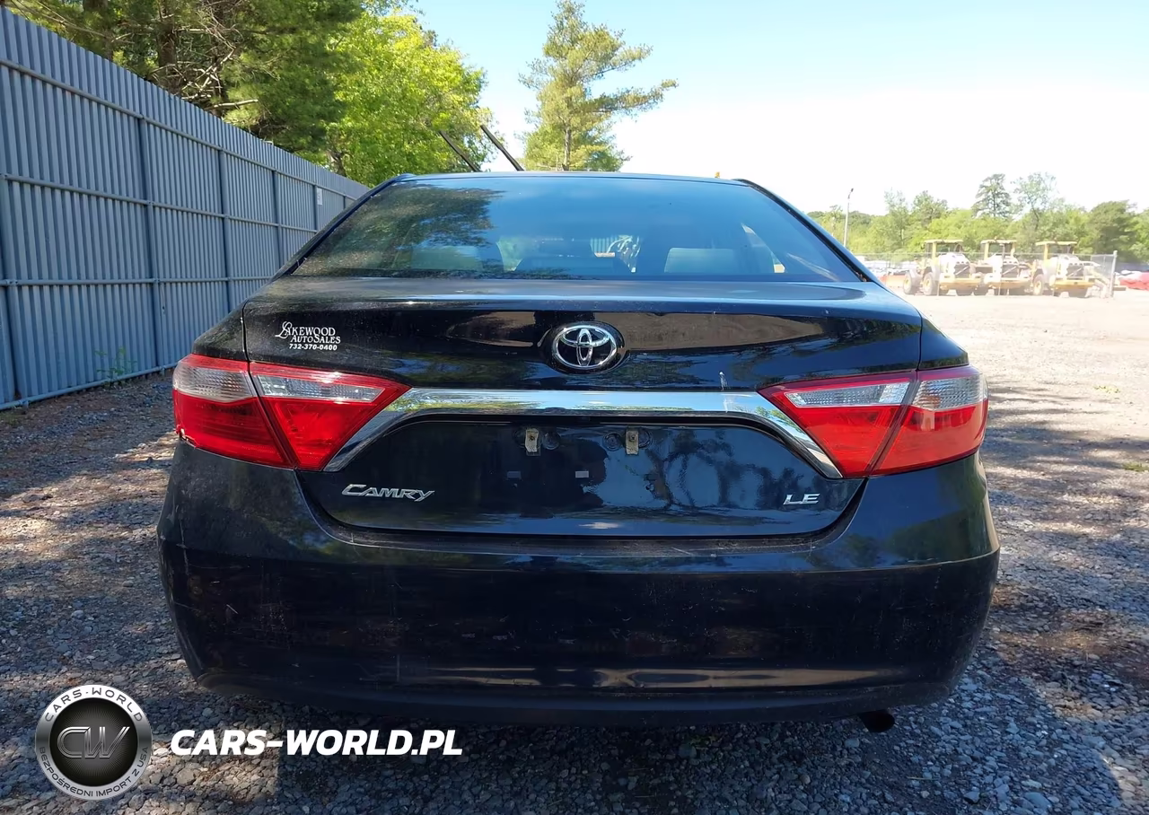 2017 Toyota Camry Le VIN:4T1BF1FKXHU713445 - 16