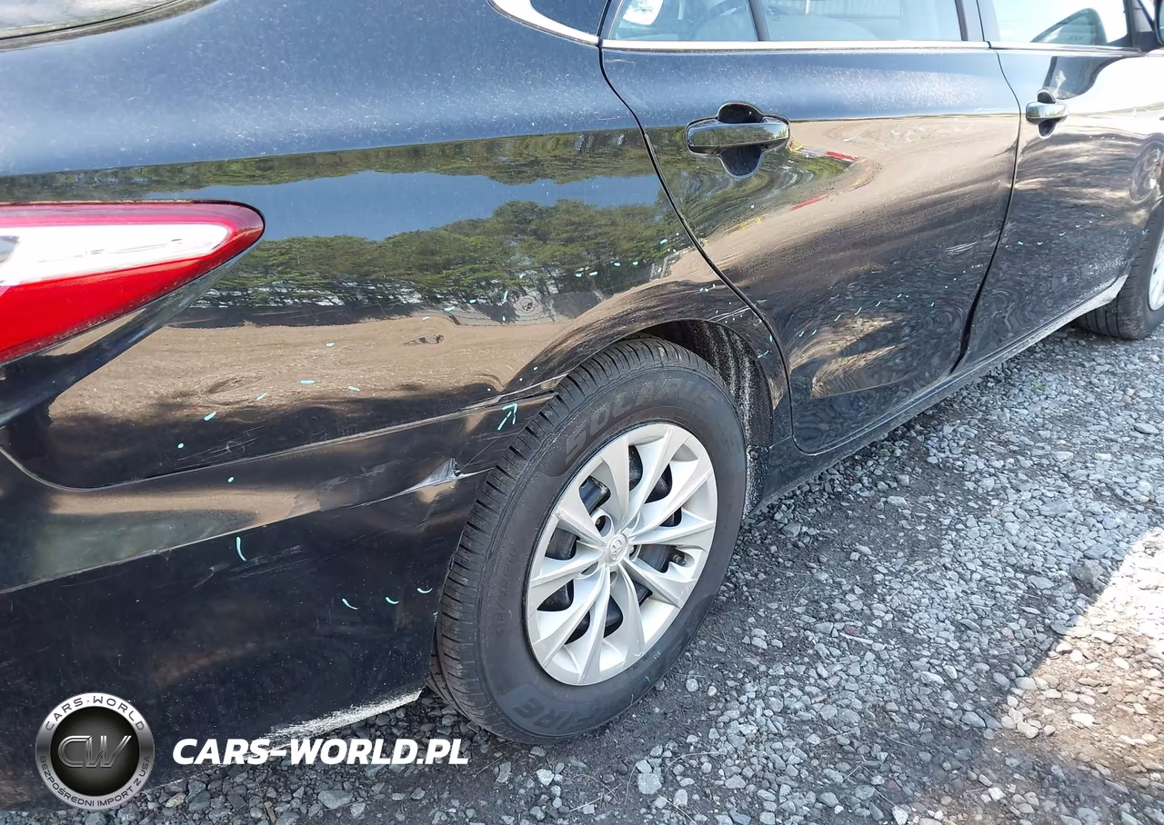 2017 Toyota Camry Le VIN:4T1BF1FKXHU713445 - 17