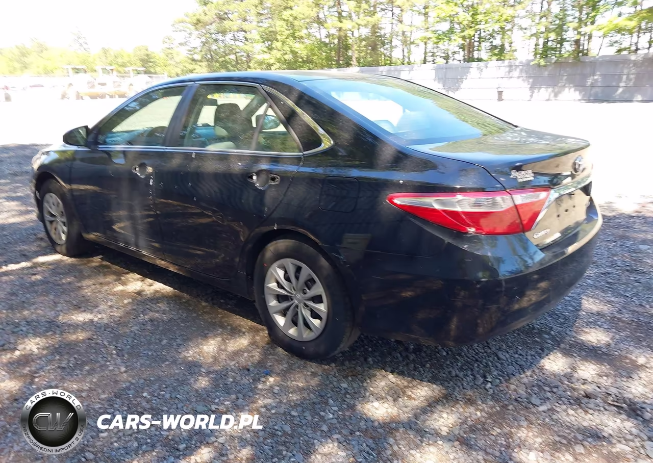 2017 Toyota Camry Le VIN:4T1BF1FKXHU713445 - 3