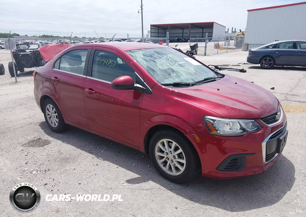 2018 Chevrolet Sonic Lt Auto – zdjęcie 1 z 11