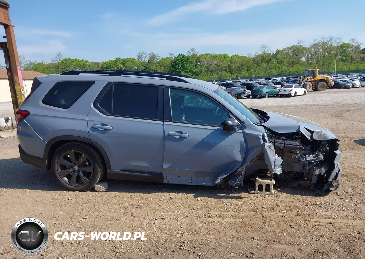2025 Honda Pilot Sport VIN:5FNYG1H38SB166659 - 13