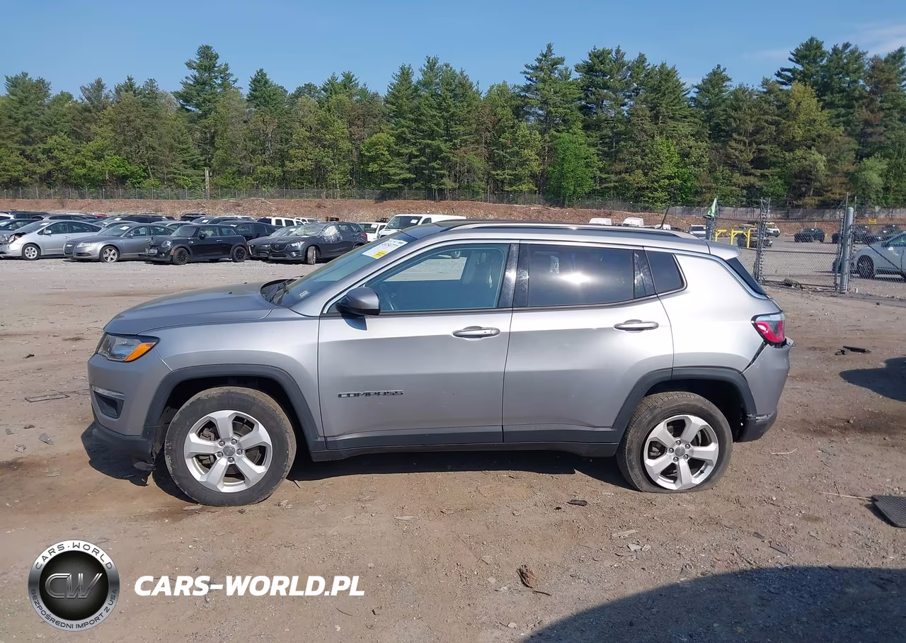 2017 Jeep New Compass Latitude 4X4 VIN:3C4NJDBB7HT660415 - 14