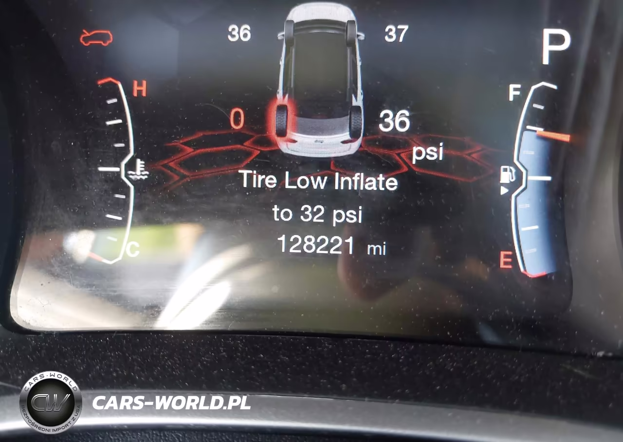 2017 Jeep New Compass Latitude 4X4 VIN:3C4NJDBB7HT660415 - 15