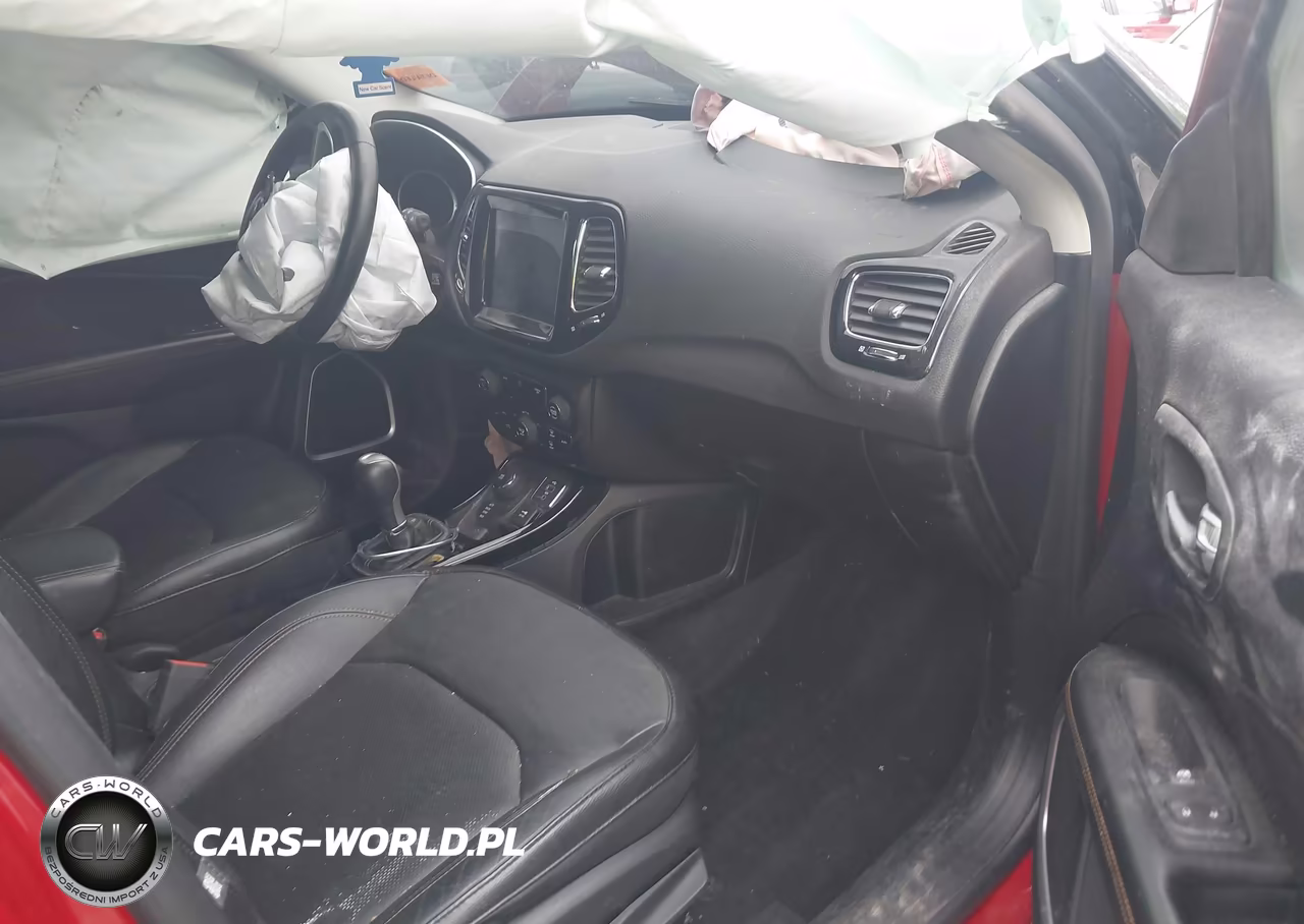 2018 Jeep Compass Limited 4X4 VIN:3C4NJDCB4JT153363 - 5
