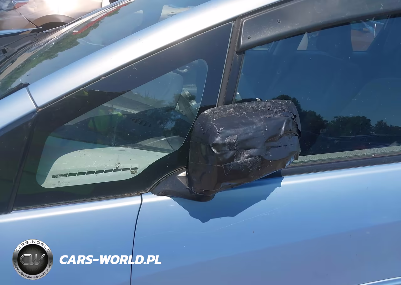 2010 Honda Fit VIN:JHMGE8H29AC026650 - 19