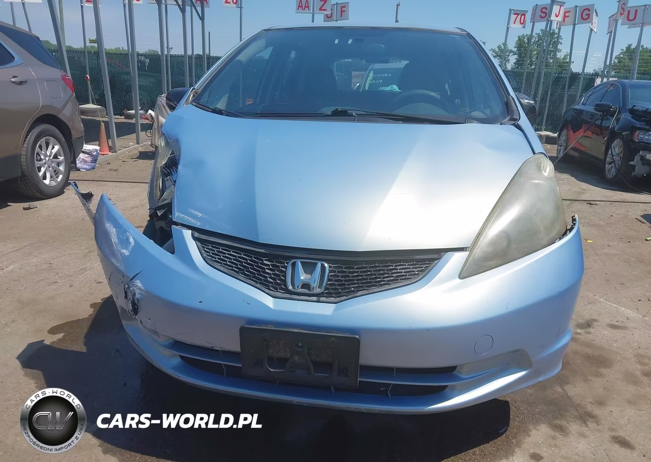 2010 Honda Fit VIN:JHMGE8H29AC026650 - 6
