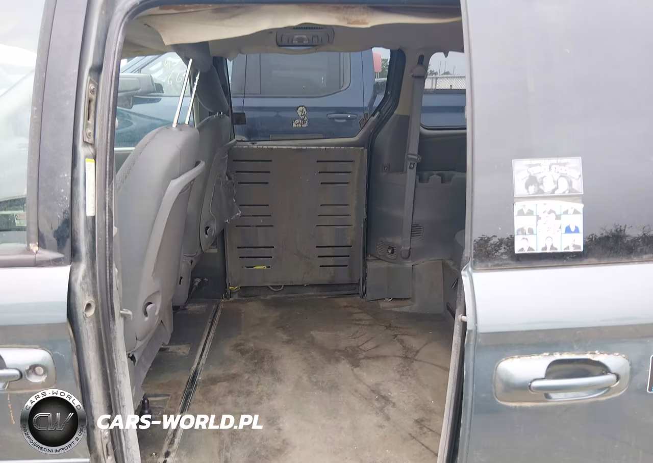 2005 Dodge Grand Caravan Sxt VIN:2D4GP44L55R207764 - 8