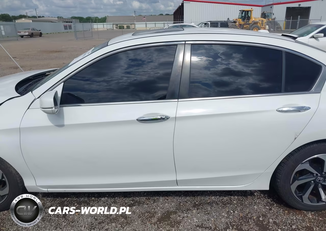 2017 Honda Accord Ex VIN:1HGCR2F72HA115211 - 15