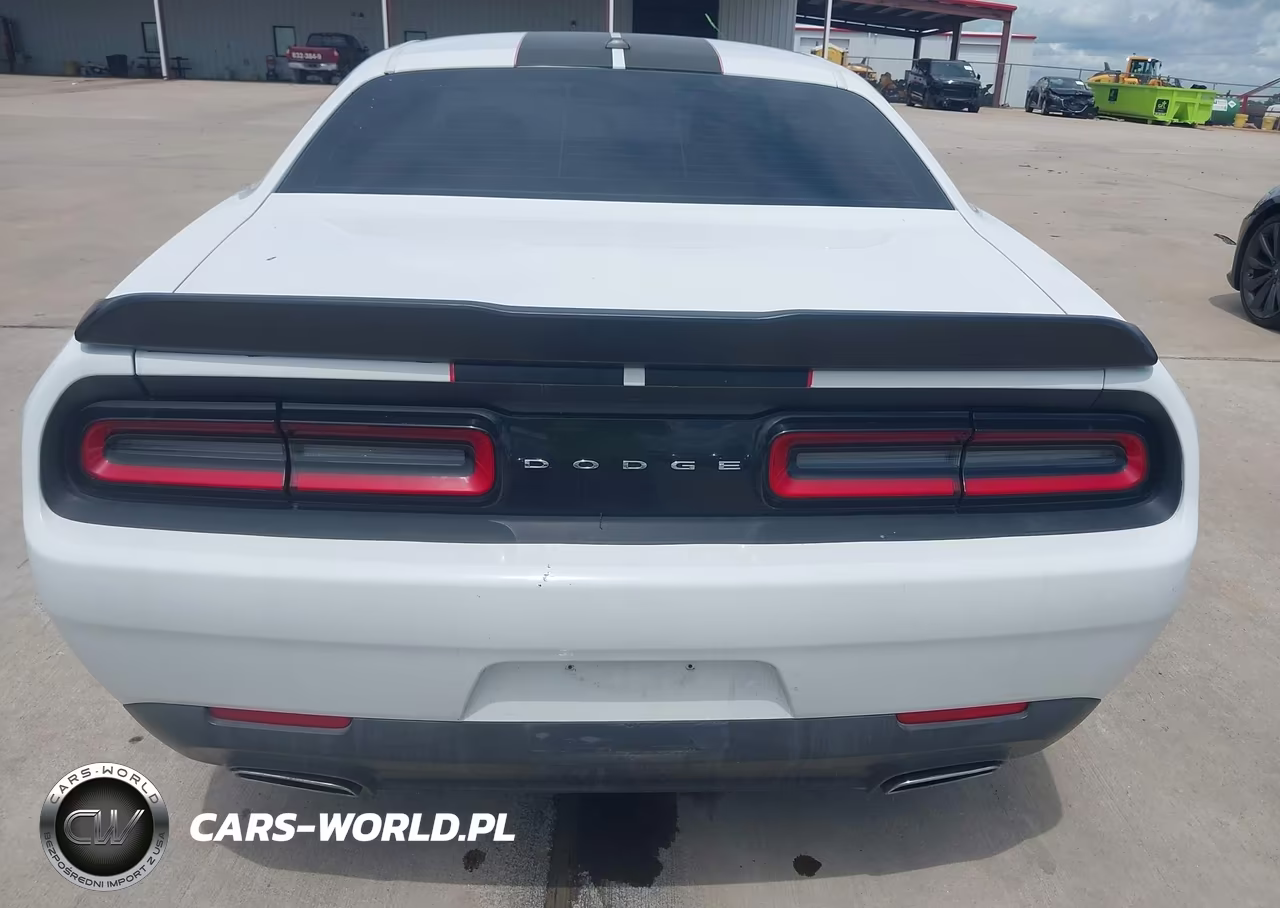 2015 Dodge Challenger Sxt VIN:2C3CDZAGXFH783709 - 16
