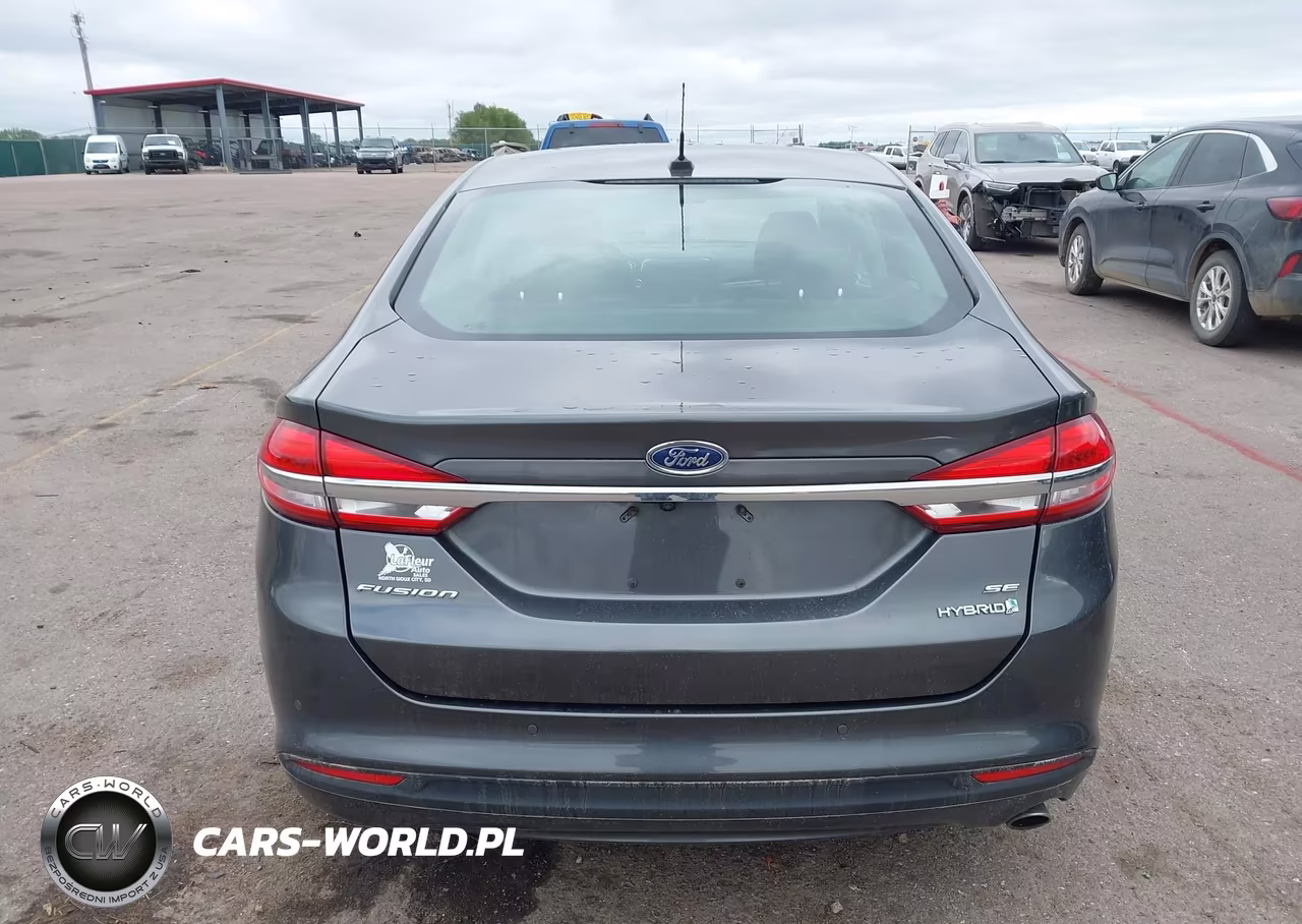 2018 Ford Fusion Hybrid Se VIN:3FA6P0LU9JR220975 - 16