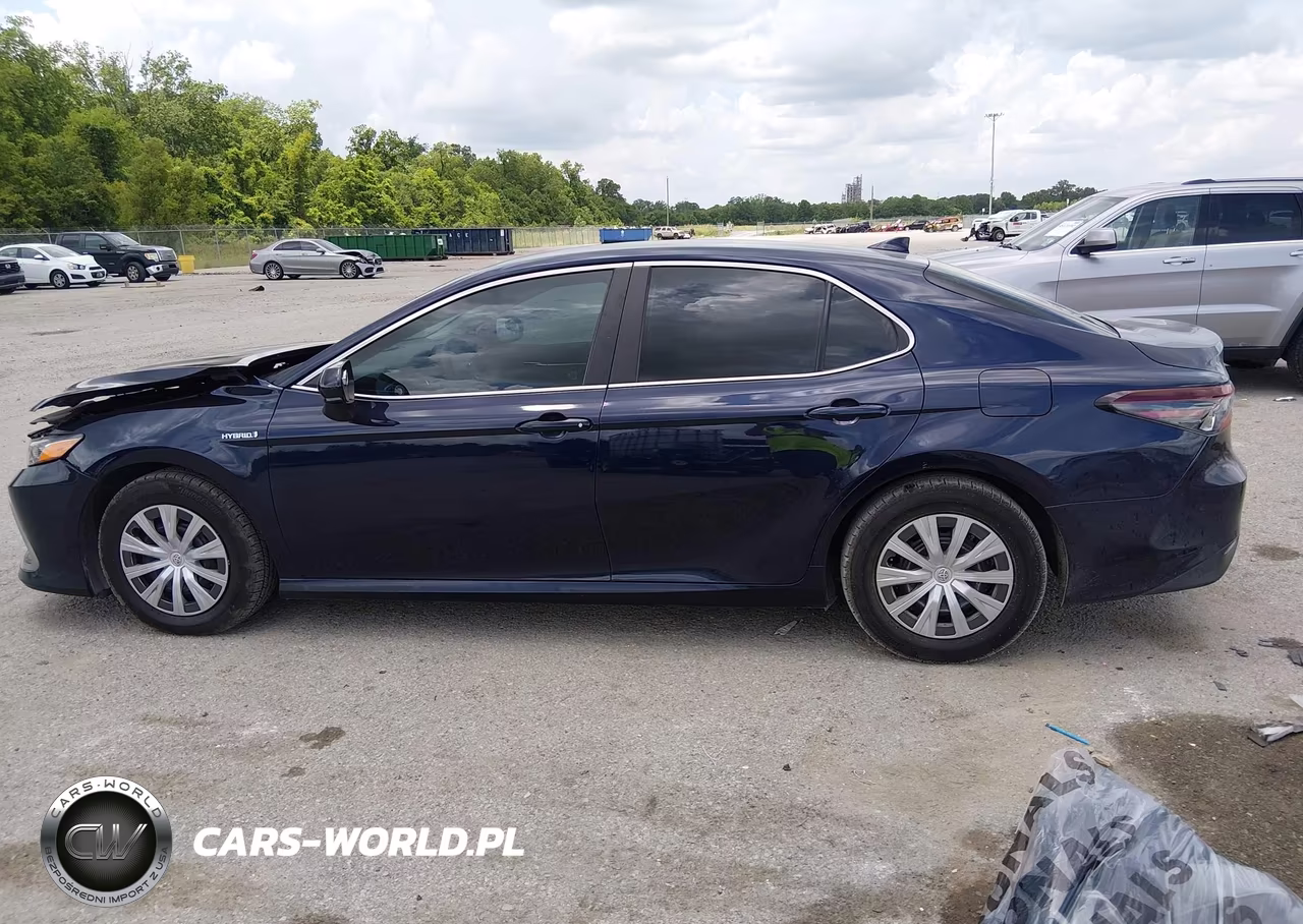 2021 Toyota Camry Le Hybrid VIN:4T1C31AK4MU550919 - 14