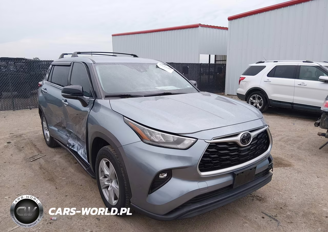 2020 Toyota Highlander Le – zdjęcie 1 z 16