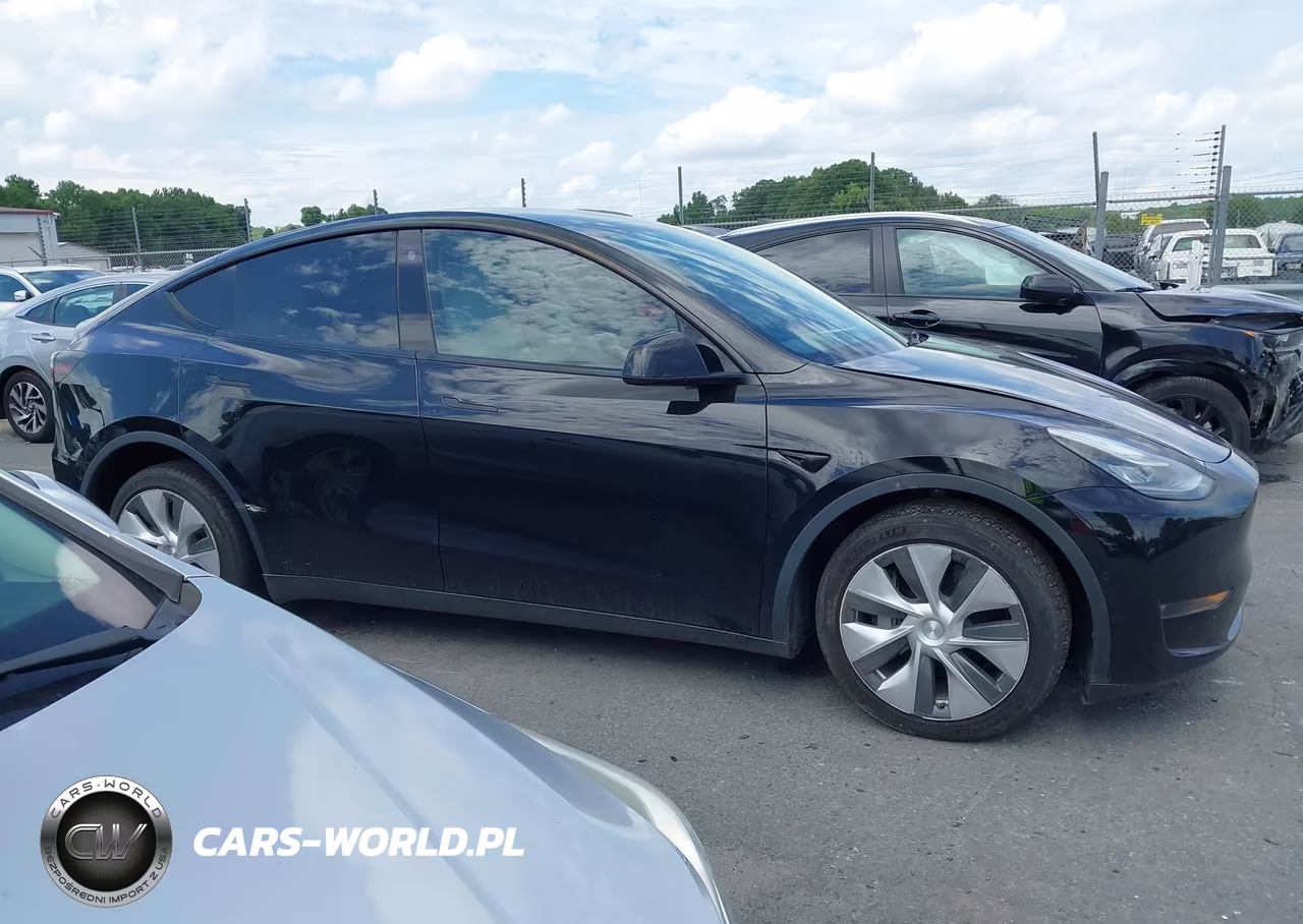 2022 Tesla Model Y Long Range Dual Motor All-Wheel Drive VIN:7SAYGAEE8NF380998 - 12