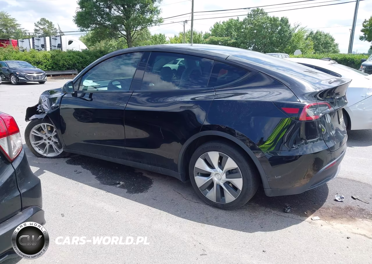 2022 Tesla Model Y Long Range Dual Motor All-Wheel Drive VIN:7SAYGAEE8NF380998 - 3