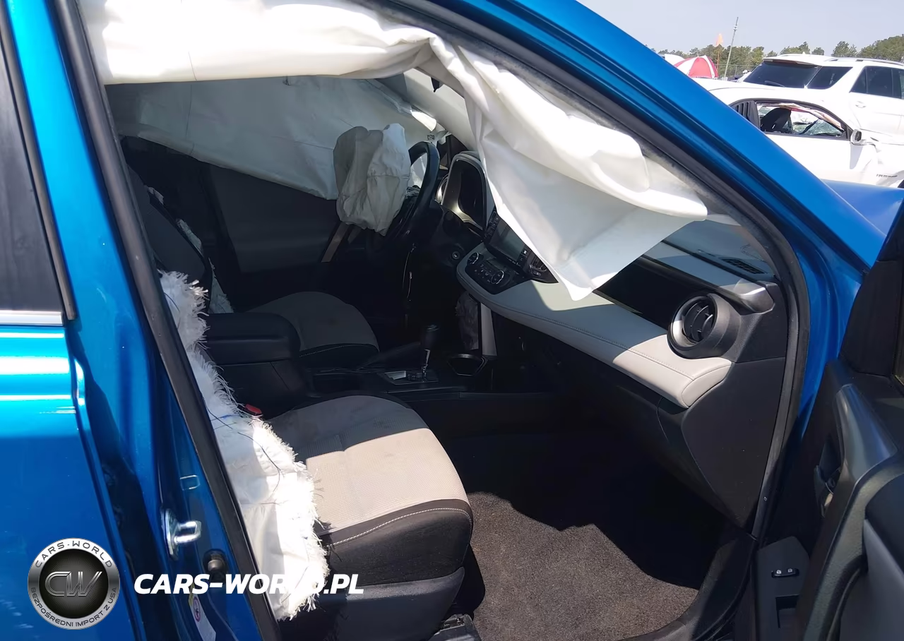 2017 Toyota Rav4 Xle VIN:JTMWFREV4HJ705942 - 5