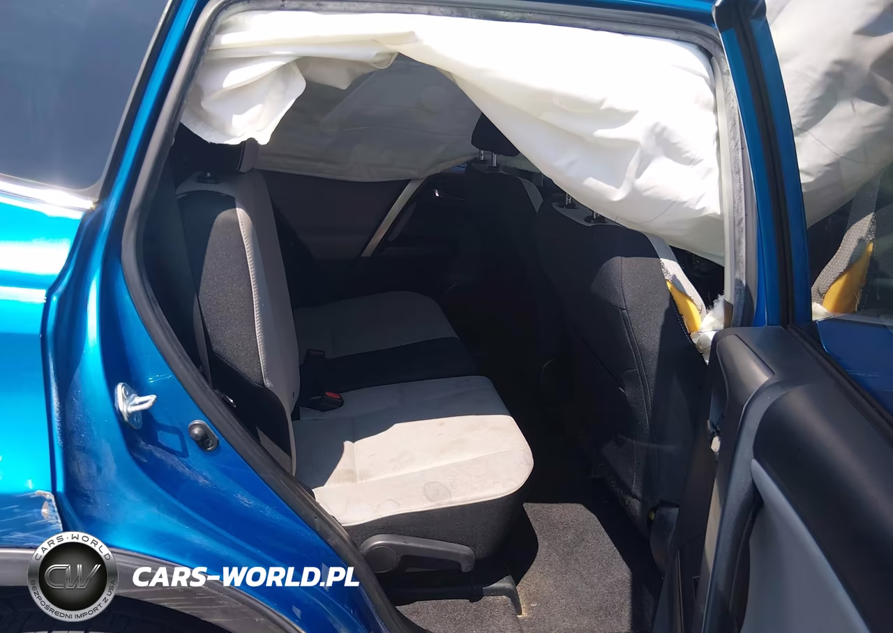 2017 Toyota Rav4 Xle VIN:JTMWFREV4HJ705942 - 8