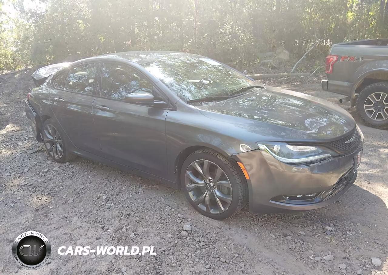2015 Chrysler 200 S – zdjęcie 1 z 16