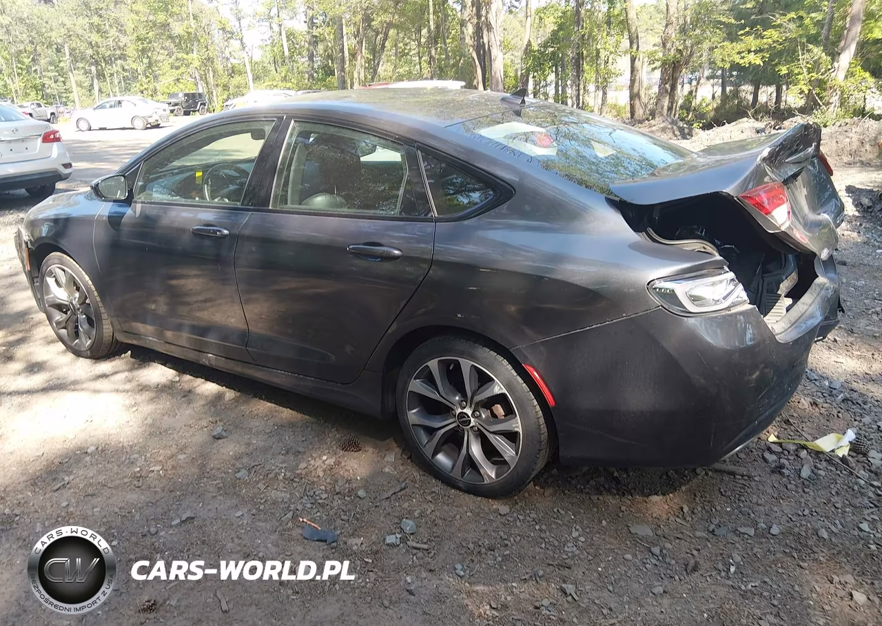2015 Chrysler 200 S VIN:1C3CCCDG3FN500487 - 3