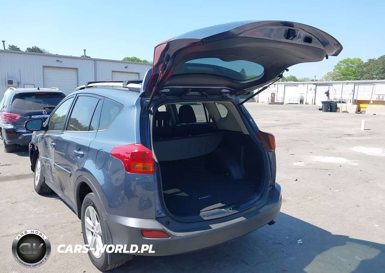 2013 Toyota Rav4 Xle VIN:JTMRFREVXDD044004 - 3