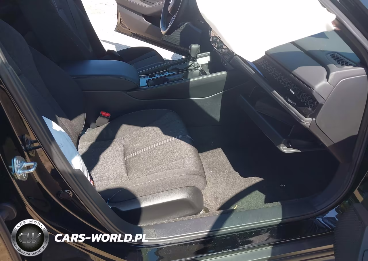 2025 Honda Accord Hybrid Sport VIN:1HGCY2F54SA033246 - 5
