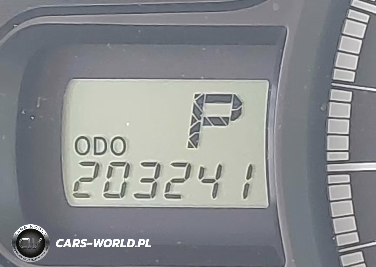 2011 Toyota Sienna Le V6 VIN:5TDKK3DC0BS024405 - 15