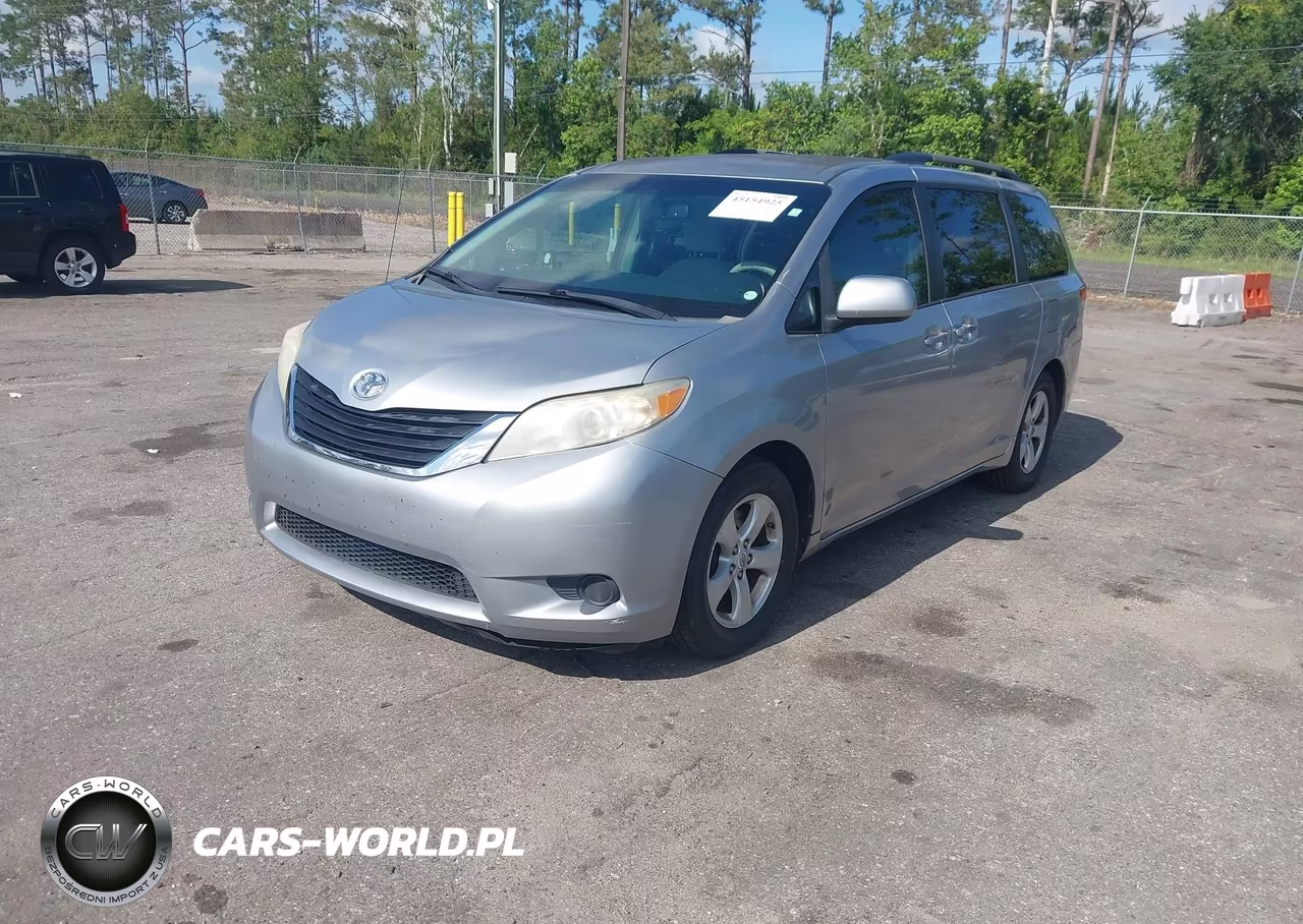 2011 Toyota Sienna Le V6 VIN:5TDKK3DC0BS024405 - 2