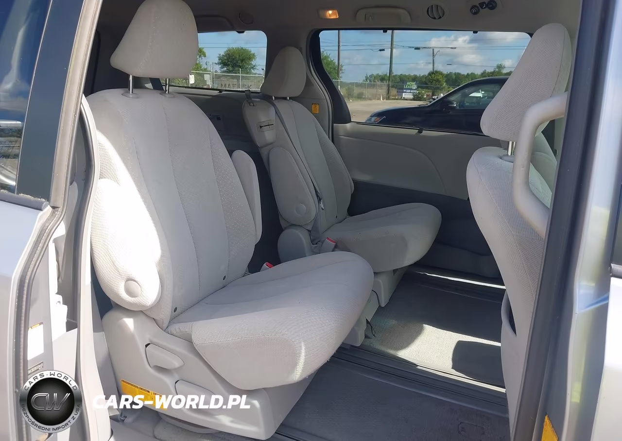 2011 Toyota Sienna Le V6 VIN:5TDKK3DC0BS024405 - 8