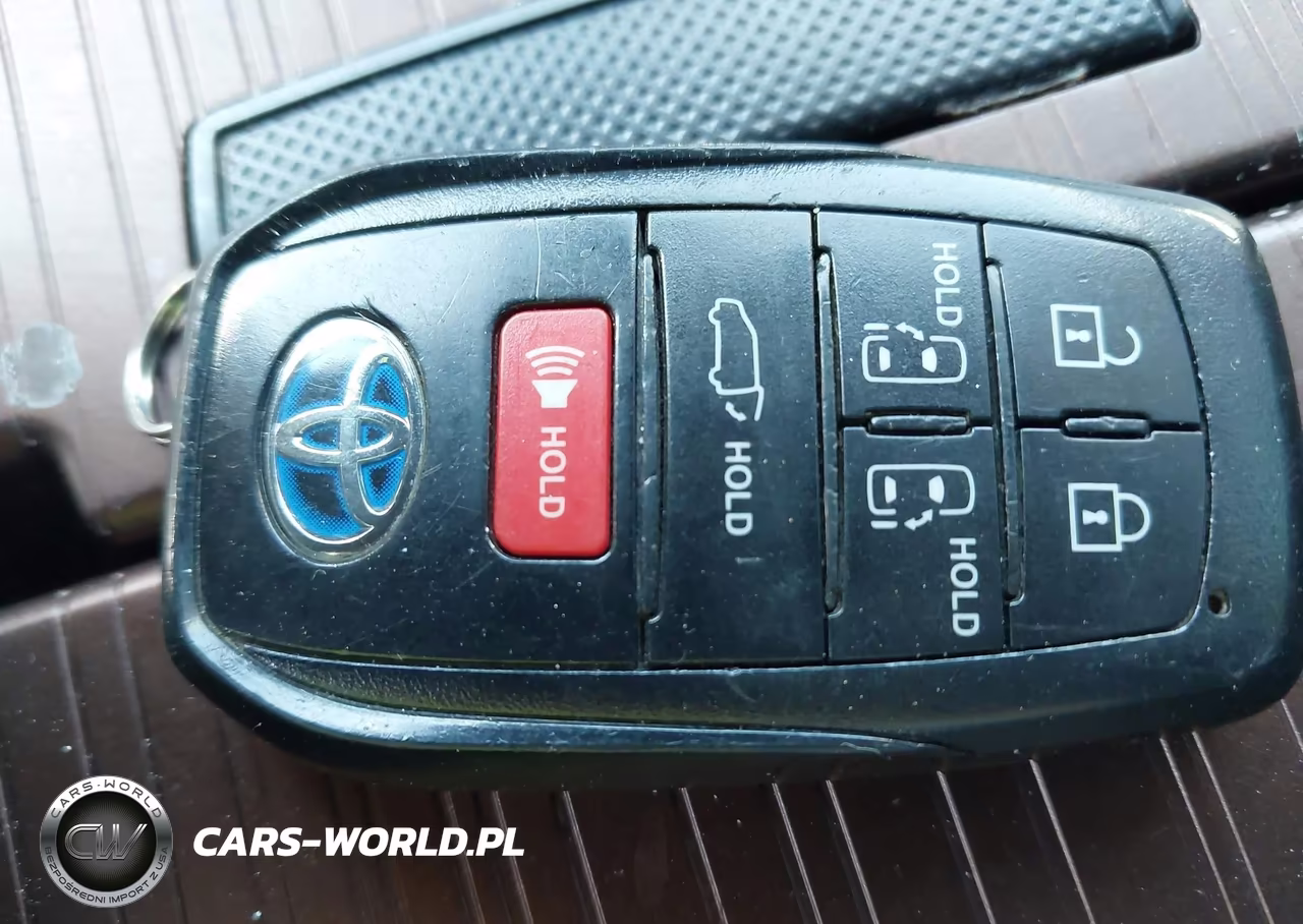 2024 Toyota Sienna Xle VIN:5TDJSKFC5RS152006 - 11