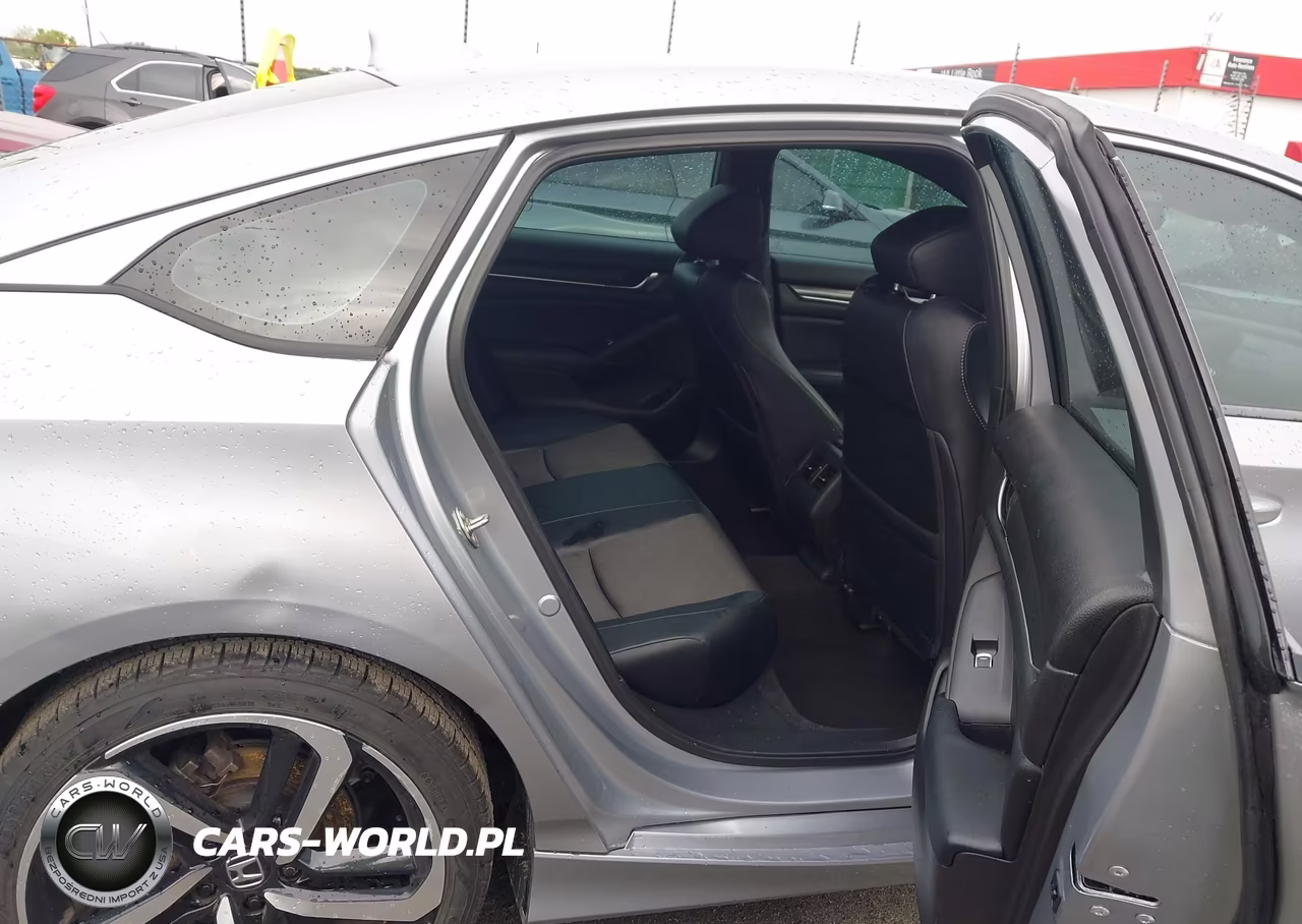 2018 Honda Accord Sport 2.0T VIN:1HGCV2F38JA025656 - 8