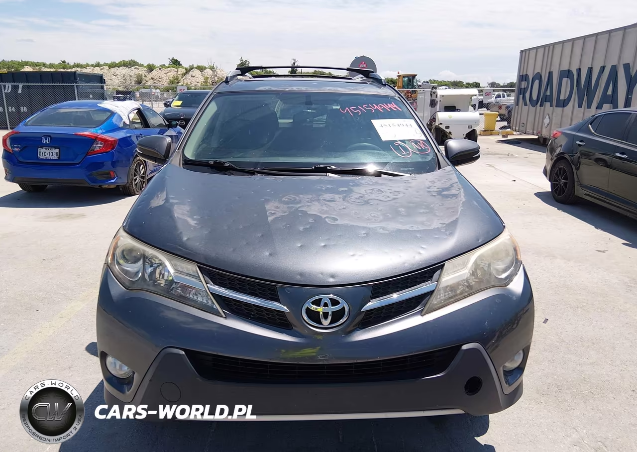 2015 Toyota Rav4 Xle VIN:JTMRFREV6FD171612 - 12