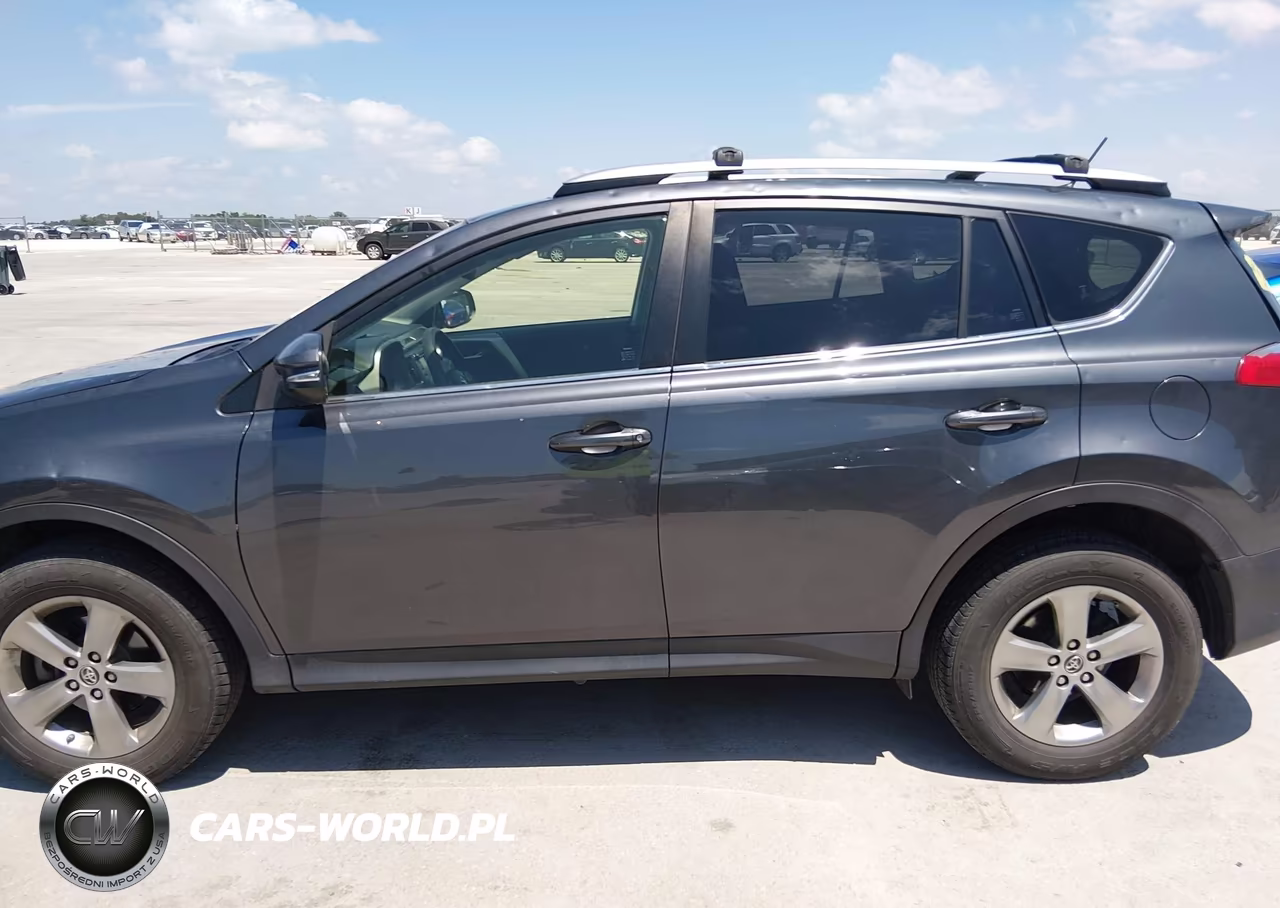 2015 Toyota Rav4 Xle VIN:JTMRFREV6FD171612 - 14