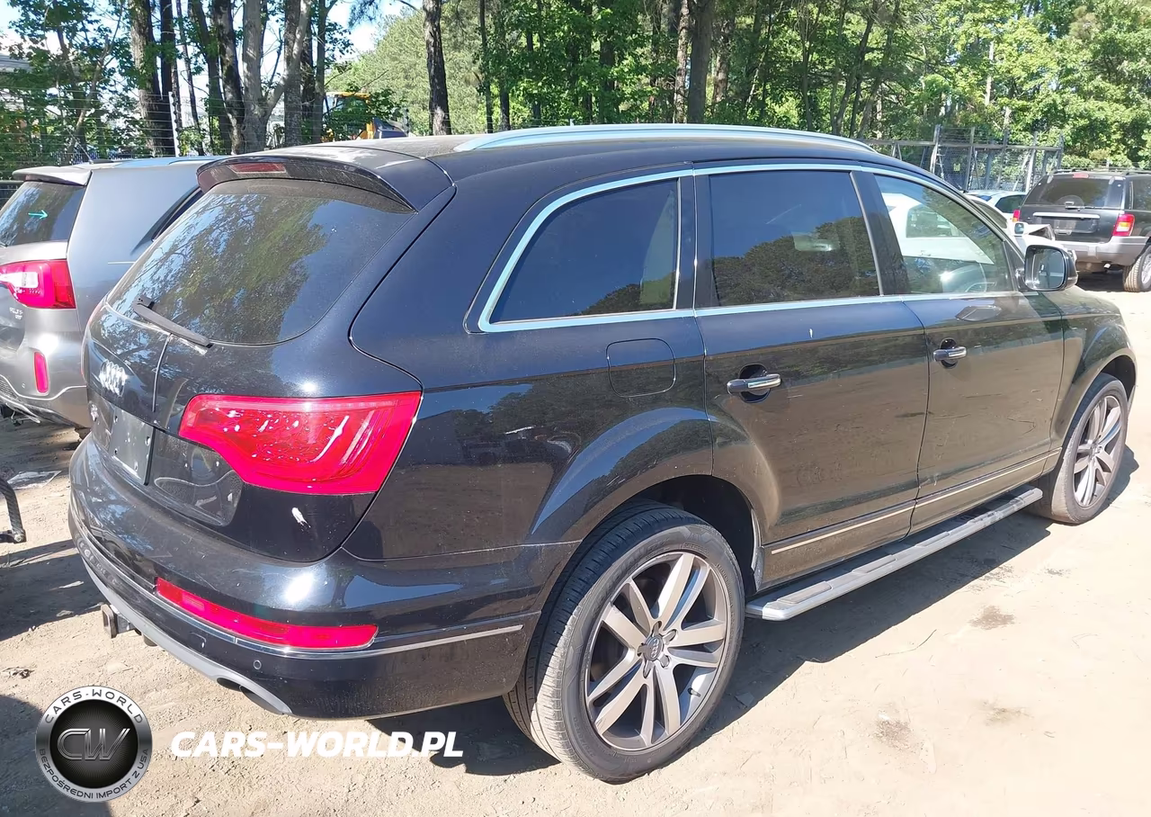 2012 Audi Q7 3.0T Premium VIN:WA1LGAFEXCD008874 - 4