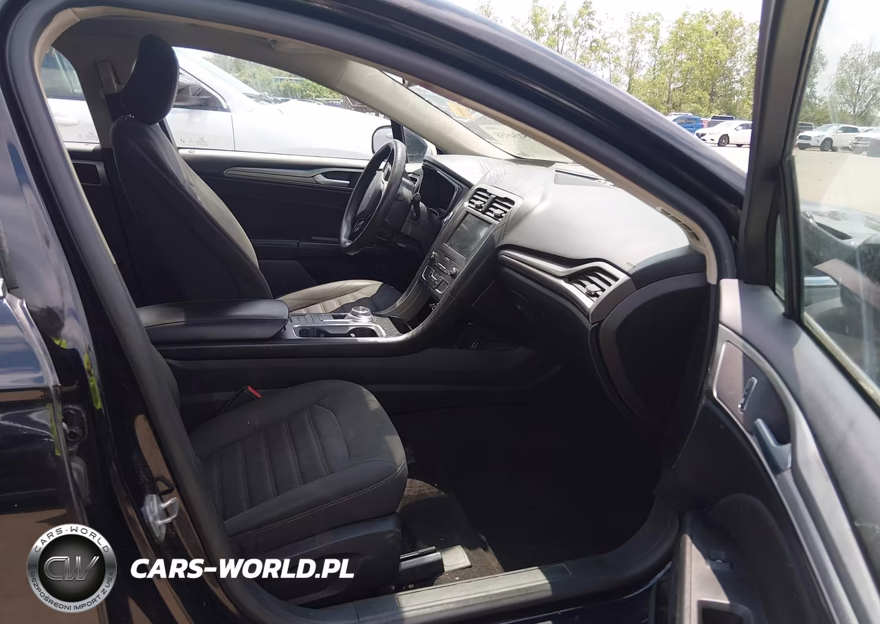 2020 Ford Fusion Hybrid Se VIN:3FA6P0LU5LR156078 - 5